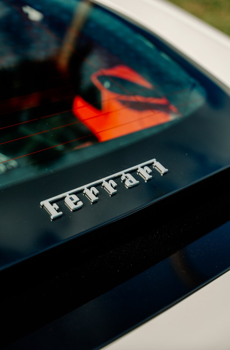 Ferrari 812 Superfast photo 3
