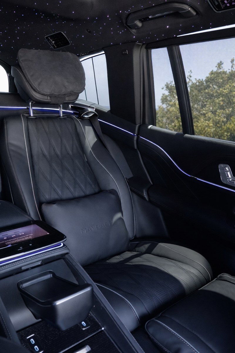 Mercedes-Maybach GLS 600 photo 2